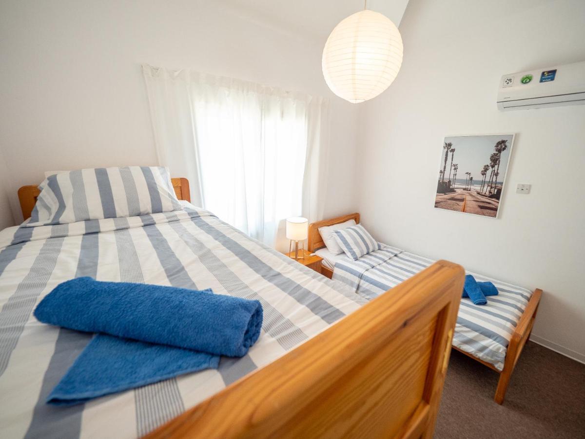 The Salnik Beach Apartment Limassol Eksteriør billede